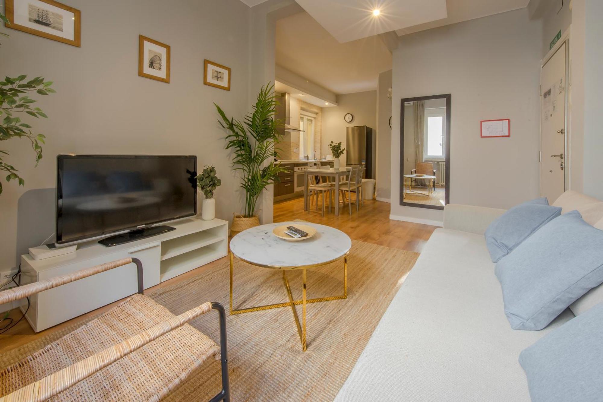Excelente Piso De 3 Habitaciones En La Latina-Centro Мадрид Екстериор снимка